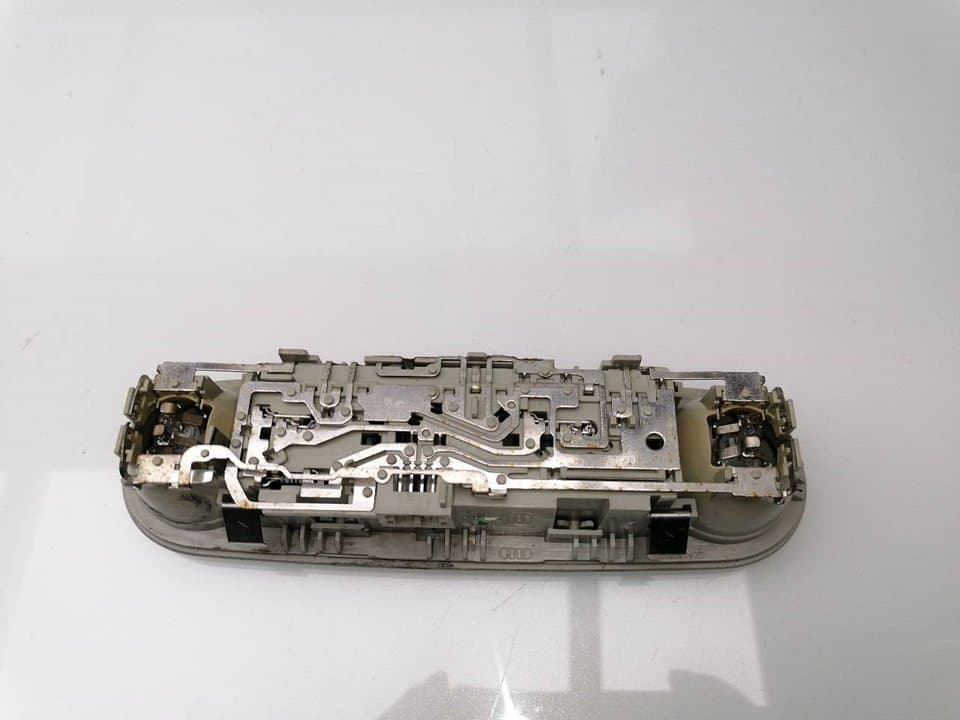 Luz interior AUDI A5 COUPE (F53) 2