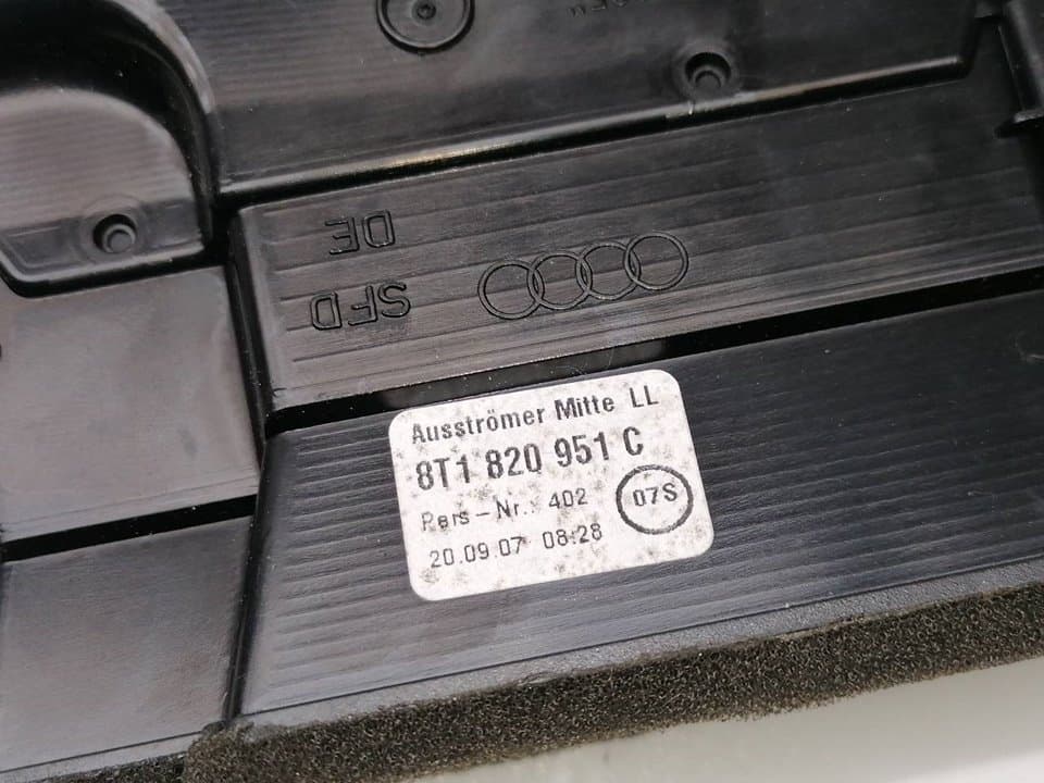 Recambio AUDI A5 COUPE (F53) ref. 8T1820951C 2