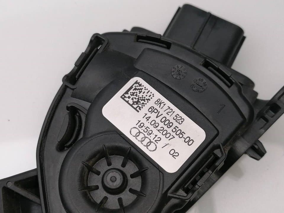 Pedal acelerador AUDI A5 COUPE (F53) 2