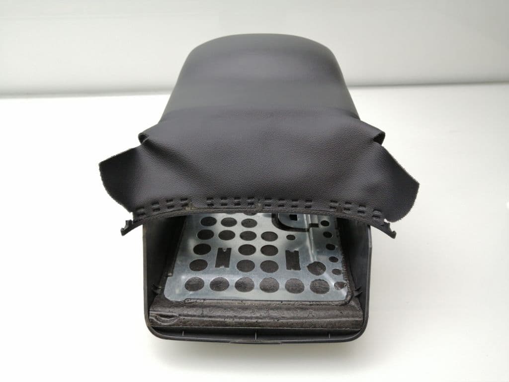 Plastico SEAT IBIZA SC (6P5) 3