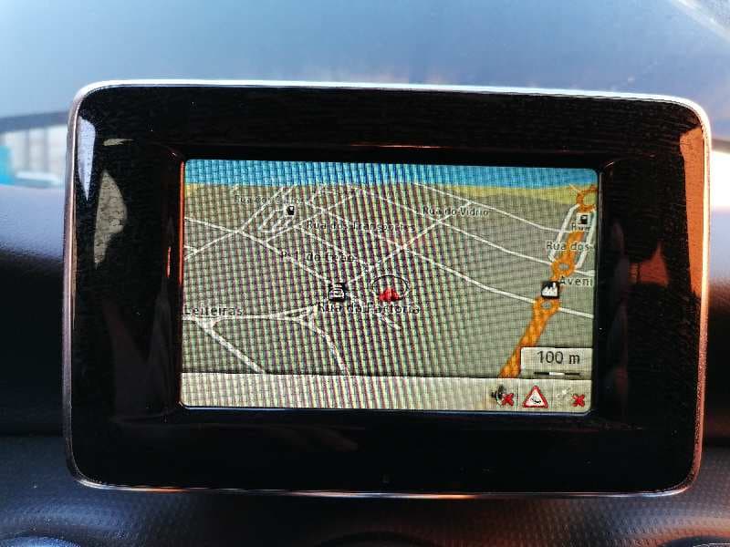 Sistema navegacion gps MERCEDES-BENZ CLASE A (W176) 4