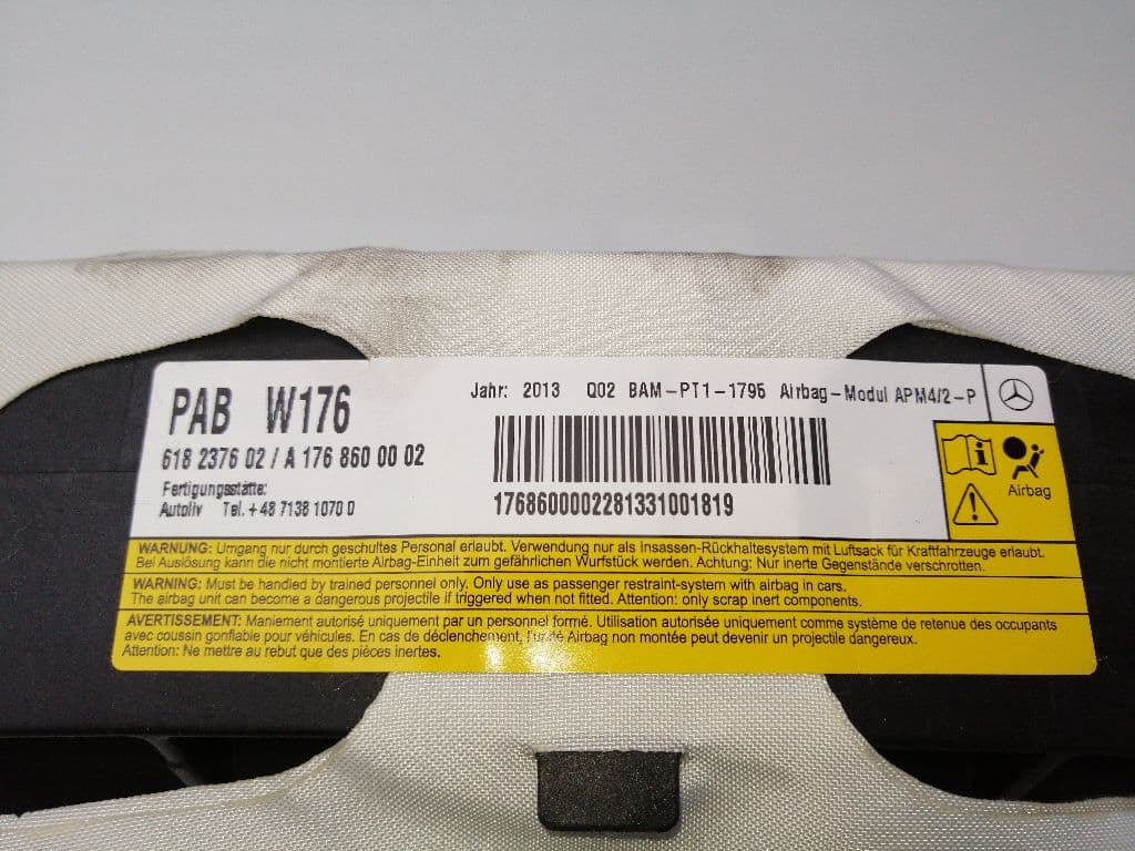 Airbag delantero derecho MERCEDES-BENZ CLASE A (W176) 3
