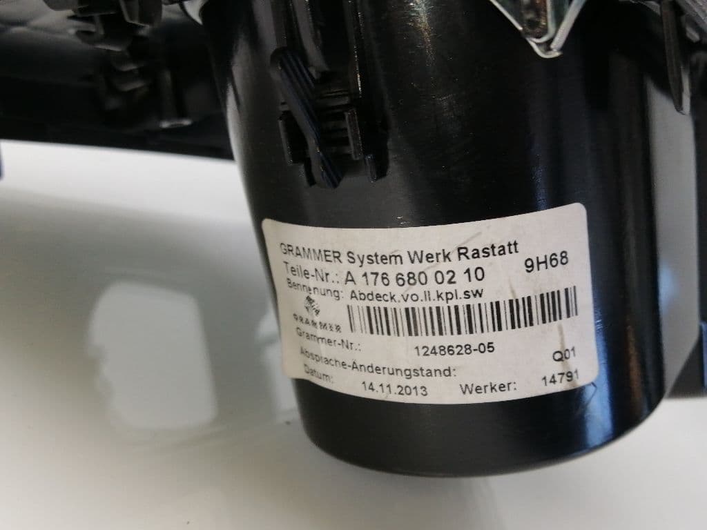 Plastico MERCEDES-BENZ CLASE A (W176) 4