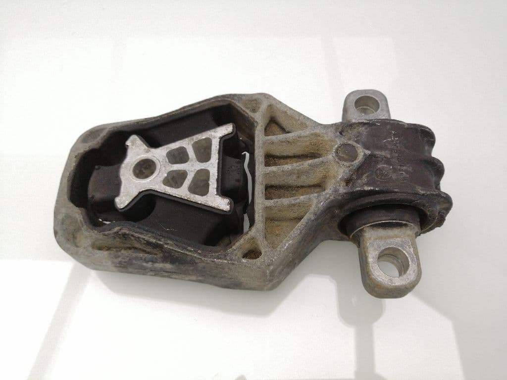 Soporte motor MERCEDES-BENZ CLASE A (W176)