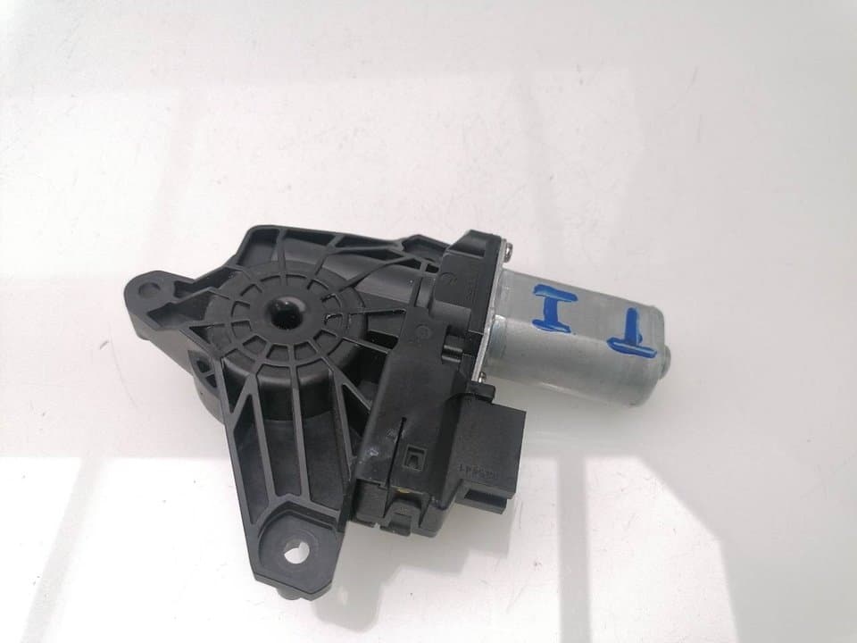 Motor elevalunas trasero izquierdo MERCEDES-BENZ CLASE A (W176)