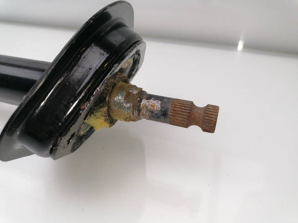 Columna direccion SUZUKI JIMNY SN (FJ) 2