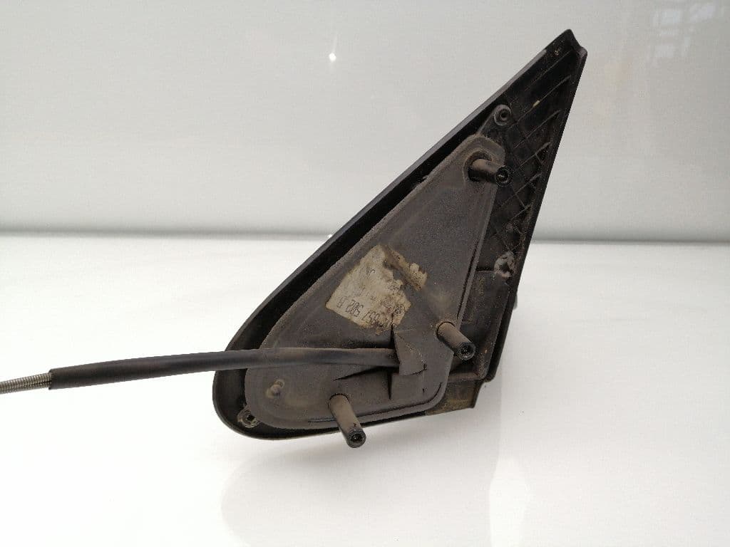 Retrovisor derecho VOLKSWAGEN POLO BERLINA (6N2) 5