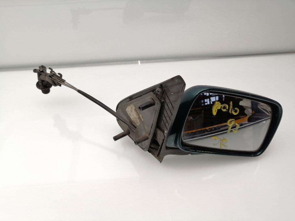 Retrovisor derecho VOLKSWAGEN POLO BERLINA (6N2)