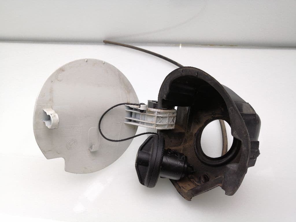Tapa exterior combustible FIAT DOBLO 2
