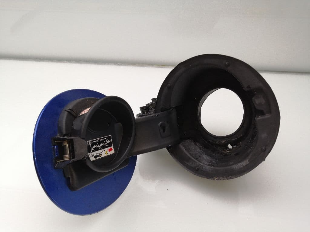 Tapa exterior combustible HONDA CIVIC BERLINA (FN) 2