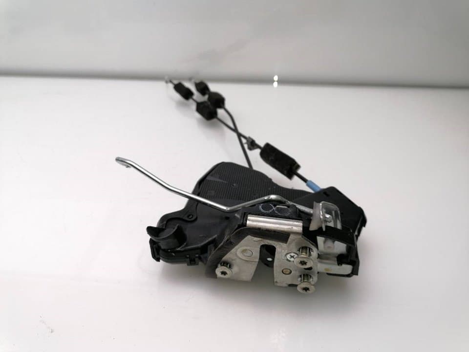 Cerradura puerta delantera derecha HONDA CIVIC BERLINA (FN)