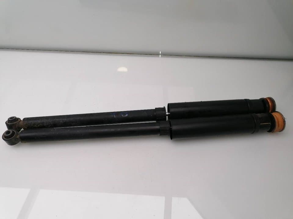 Amortiguador delantero derecho HONDA CIVIC BERLINA (FN)