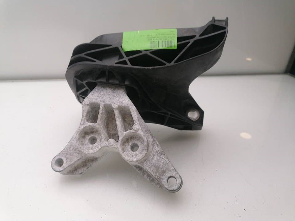 Soporte motor derecho PEUGEOT 308 2
