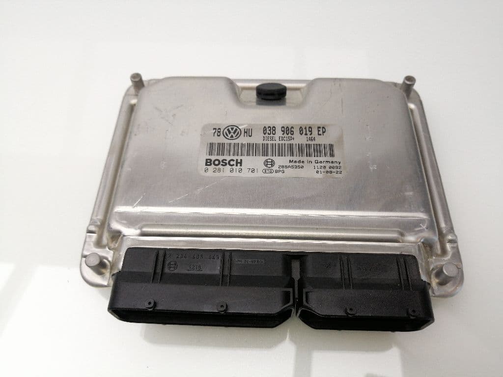 Centralita motor uce VOLKSWAGEN PASSAT BERLINA (3A2)