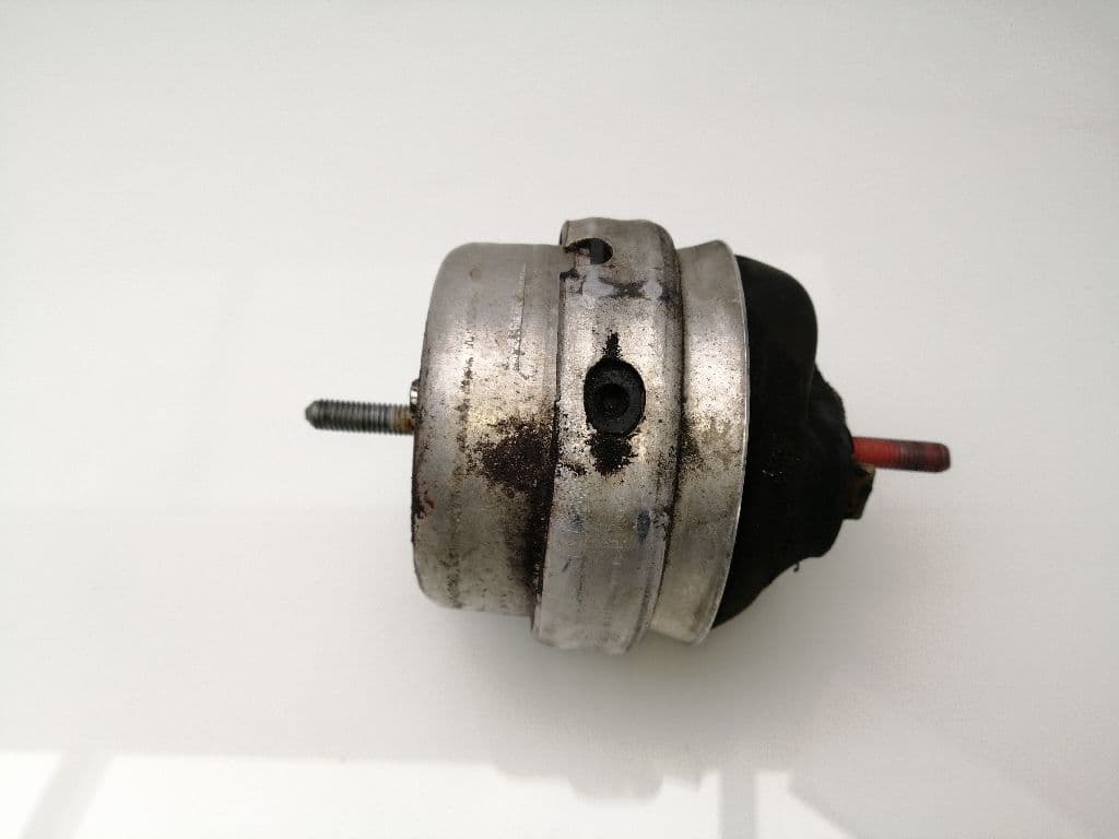 Soporte motor AUDI A4 AVANT (B5)