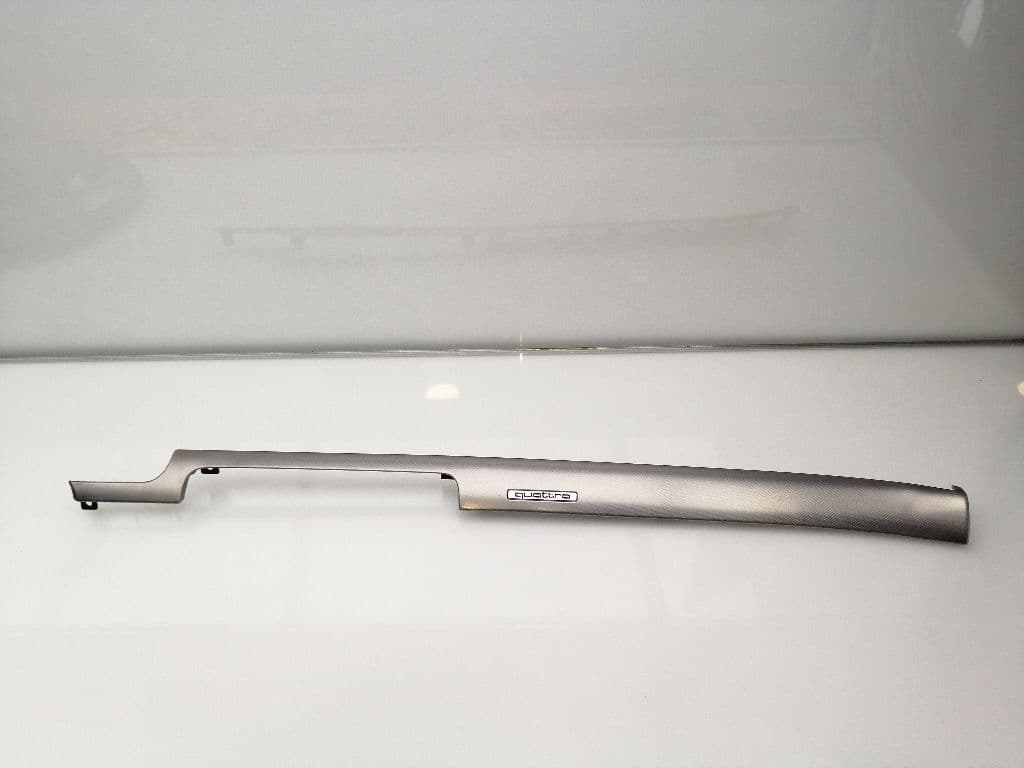 Plastico AUDI A4 AVANT (B5)