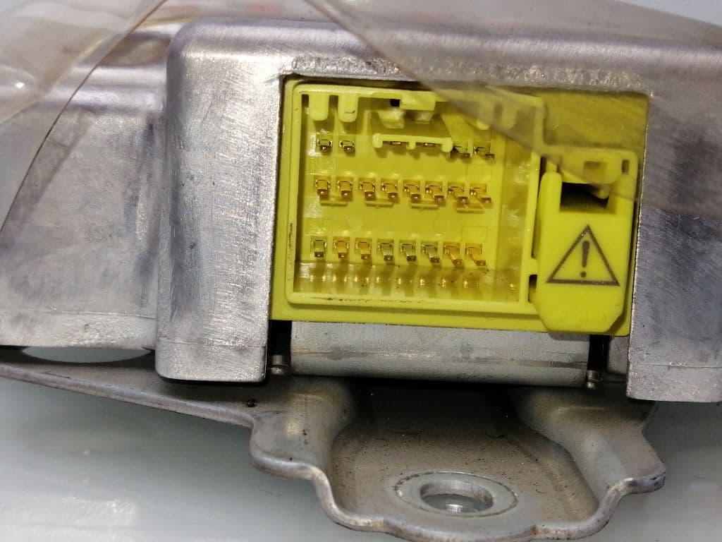 Centralita airbag SUZUKI GRAND VITARA 5 PUERTAS SQ (FT) 4