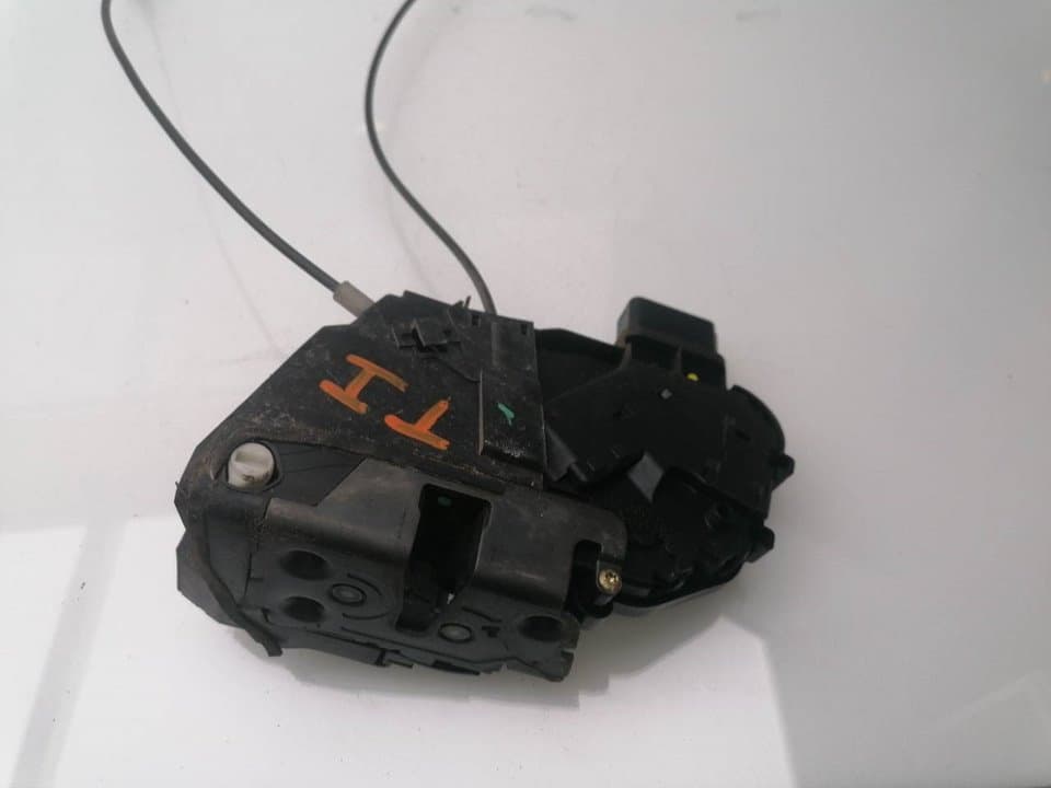 Cerradura puerta trasera izquierda MAZDA 3 LIM 2