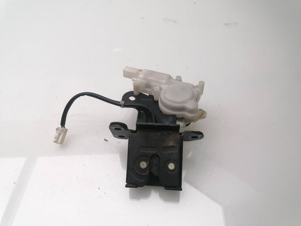 Cerradura maletero / porton MAZDA 3 LIM 5