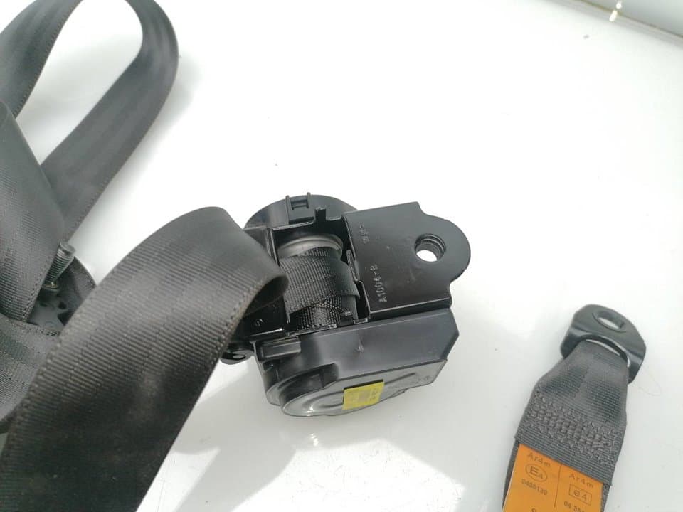 Cinturon seguridad trasero derecho CHEVROLET CAPTIVA 2