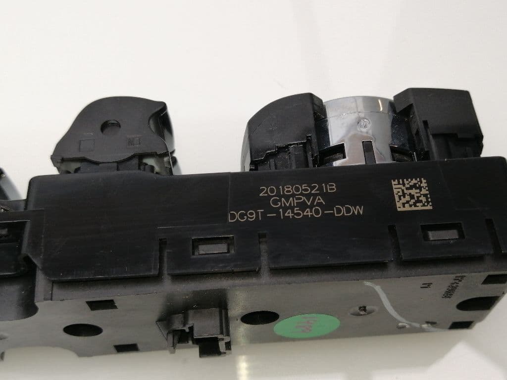 Mando elevalunas delantero izquierdo FORD MONDEO BER 4