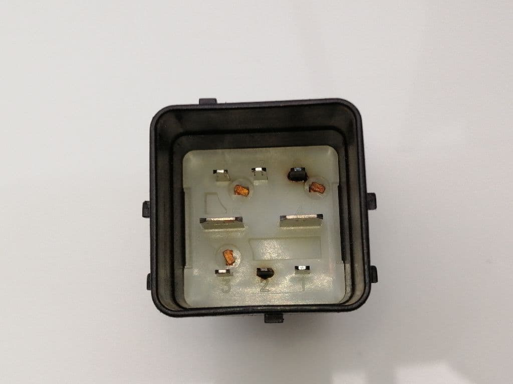 Caja precalentamiento SUZUKI GRAND VITARA 5 PUERTAS SQ (FT) 2