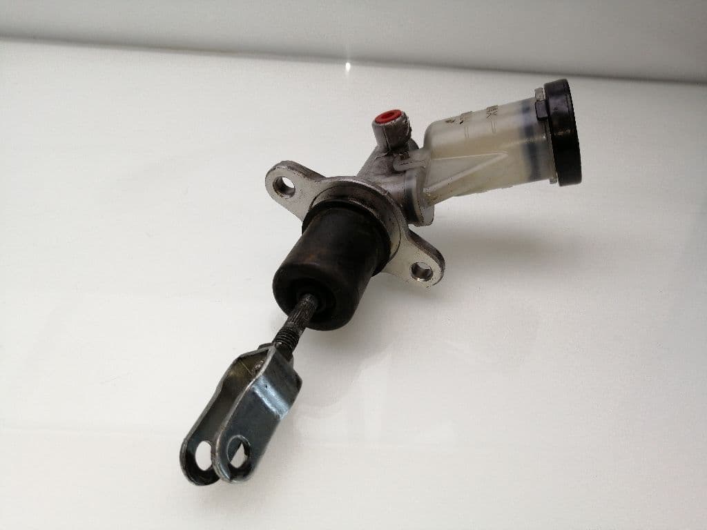 Bomba embrague NISSAN TERRANO/TERRANO.II (R20) 2