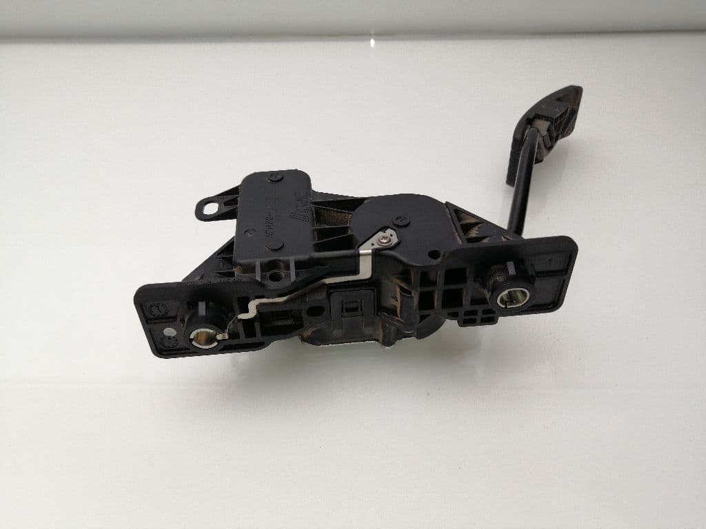 Pedal acelerador MITSUBISHI MONTERO (V80/V90) 4