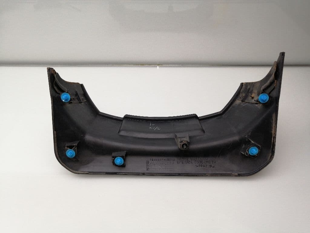Plastico MITSUBISHI MONTERO (V80/V90) 4