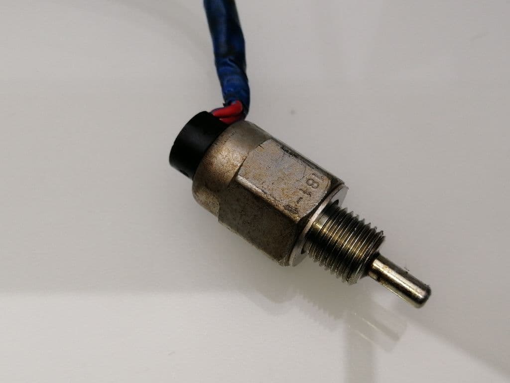 Sensor MITSUBISHI MONTERO (V80/V90) 2