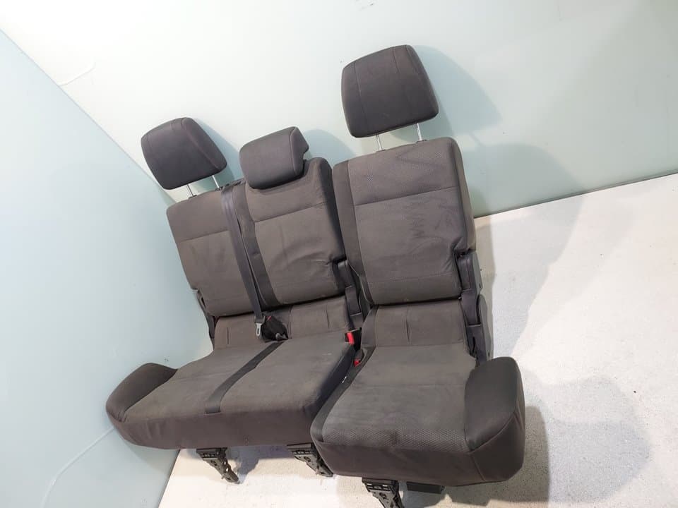 Cerradura asientos traseros MITSUBISHI MONTERO (V80/V90) 2