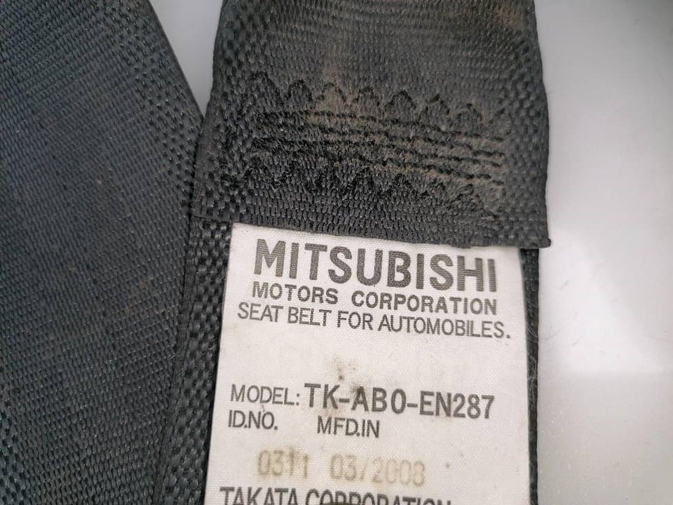 Cinturon seguridad trasero derecho MITSUBISHI MONTERO (V80/V90) 2