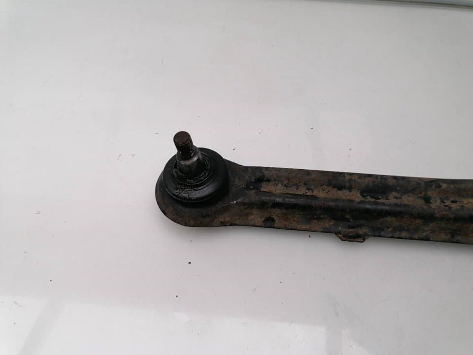 Brazo suspension inferior trasero derecho MITSUBISHI MONTERO (V80/V90) 3