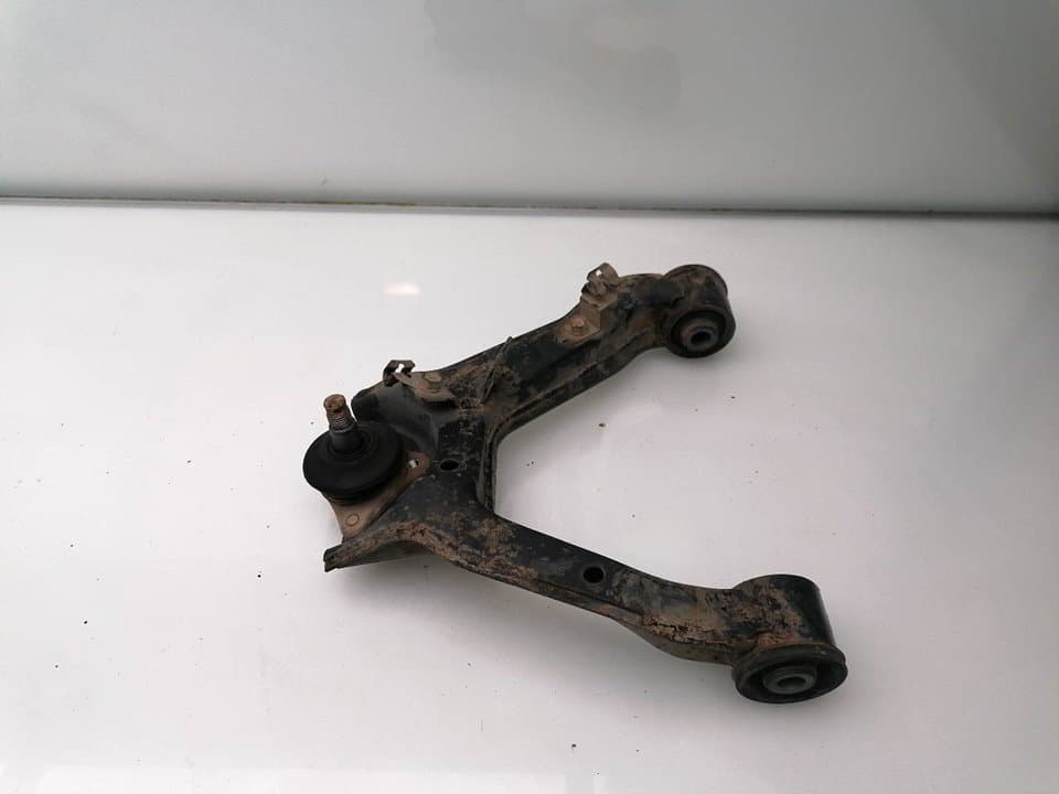 Brazo suspension superior delantero derecho MITSUBISHI MONTERO (V80/V90)