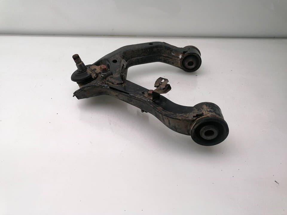 Brazo suspension superior delantero izquierdo MITSUBISHI MONTERO (V80/V90)