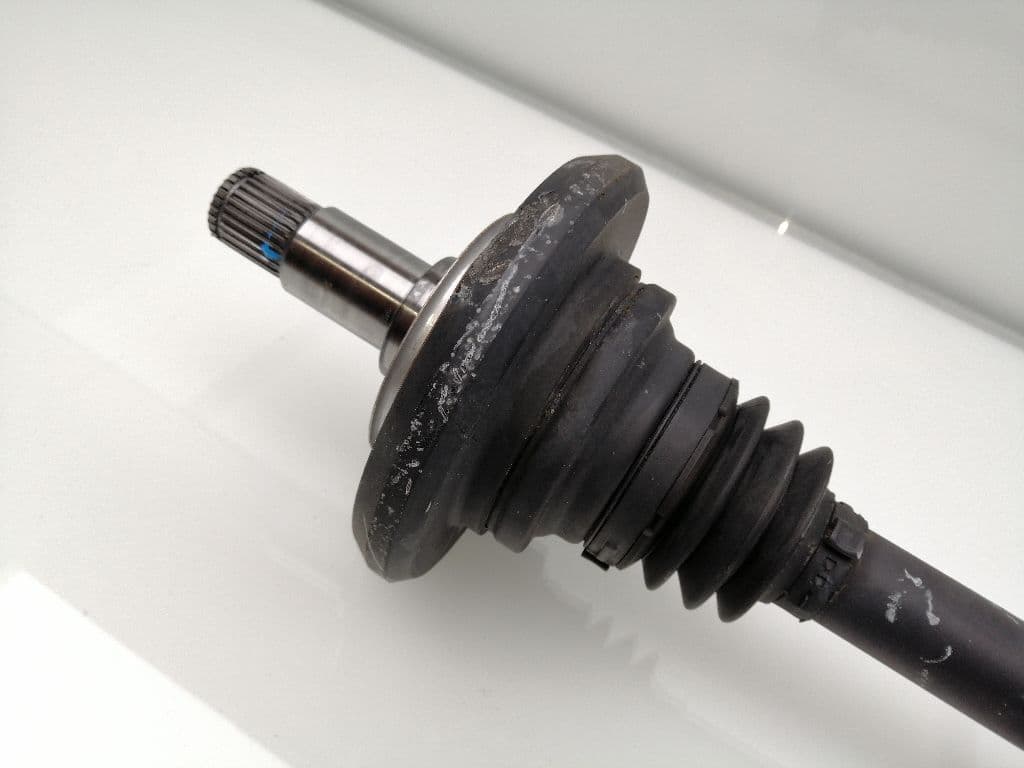 Transmision trasera izquierda MERCEDES-BENZ CLASE C (W204) BERLINA 3