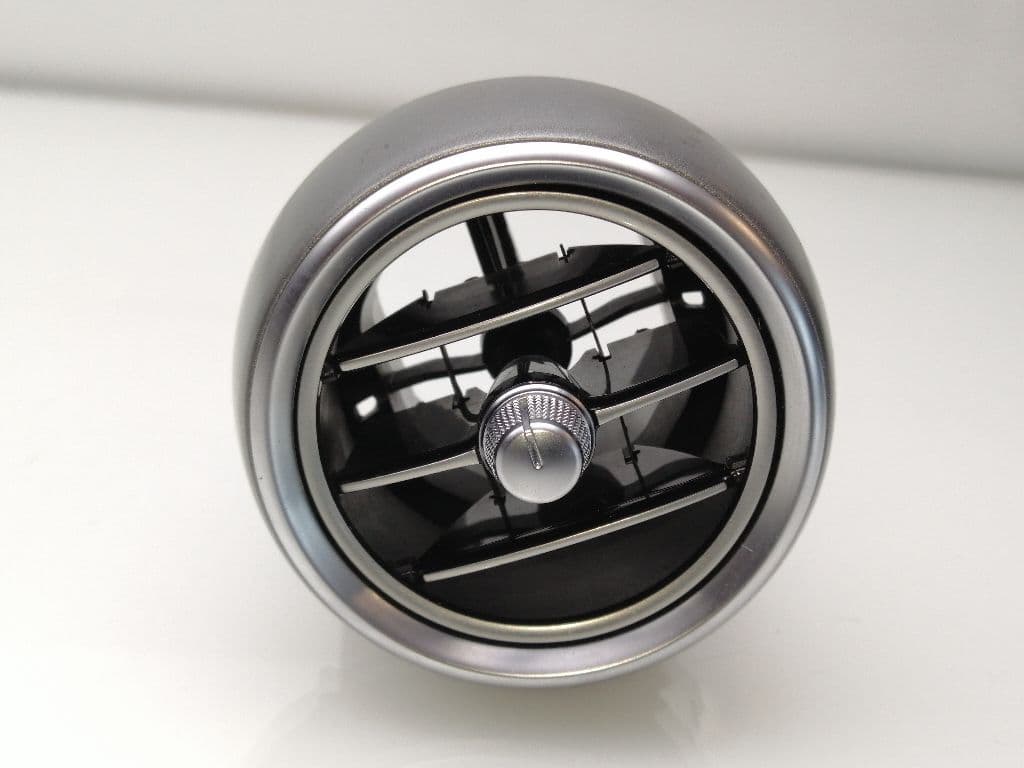 Plastico MERCEDES-BENZ CLASE C (W204) BERLINA