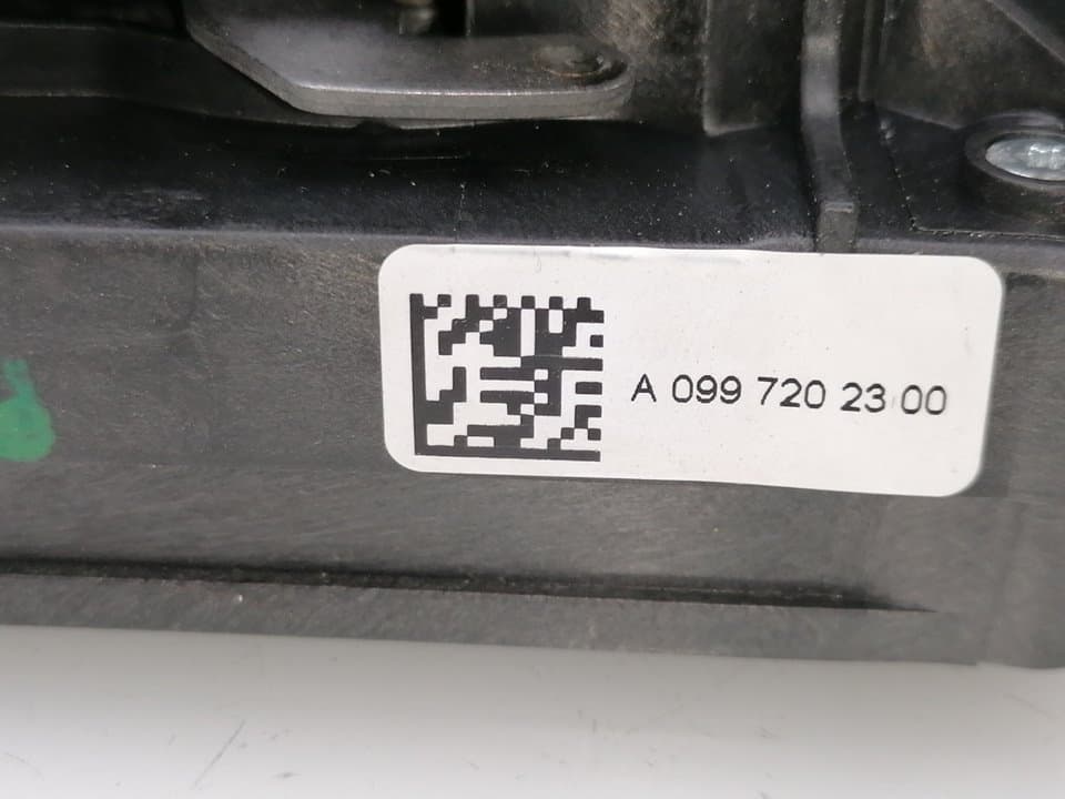 Cerradura puerta delantera izquierda MERCEDES-BENZ CLASE C (W204) BERLINA 4