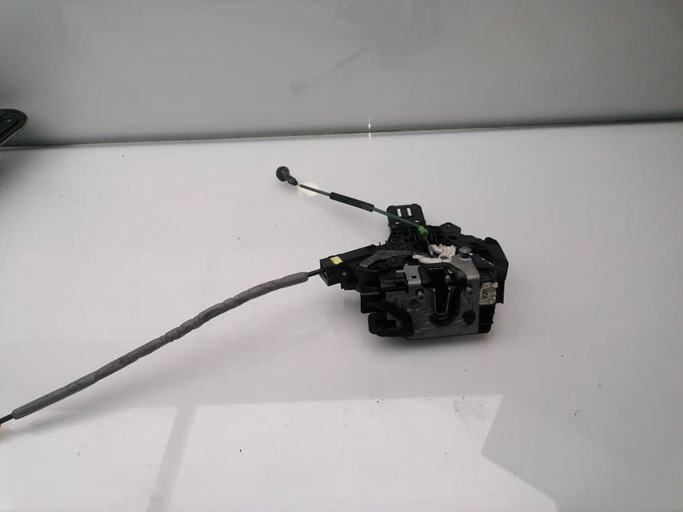 Cerradura puerta trasera derecha MERCEDES-BENZ CLASE C (W204) BERLINA
