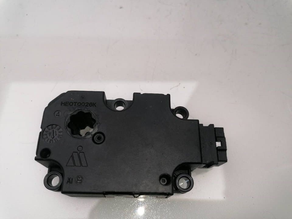 Motor calefaccion MERCEDES-BENZ CLASE C (W204) BERLINA 4