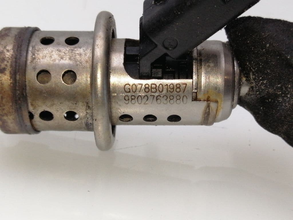 Inyector CITROEN C4 BERLINA 4