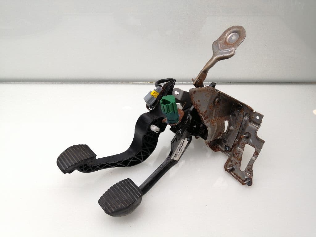 Pedal embrague CITROEN C4 BERLINA
