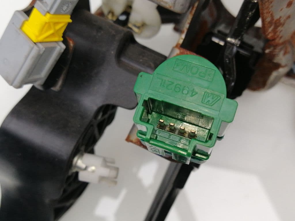 Pedal embrague CITROEN C4 BERLINA 4