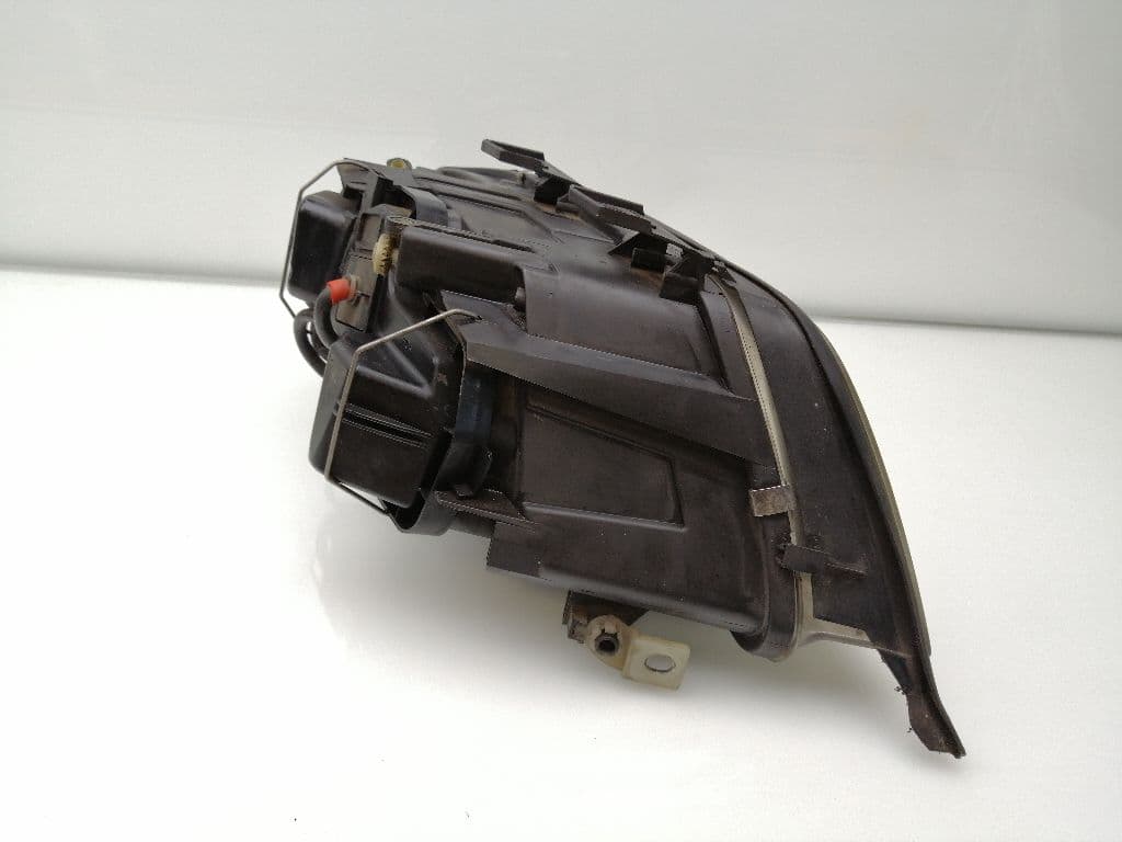 Faro izquierdo AUDI A6 BERLINA (4B2) 2