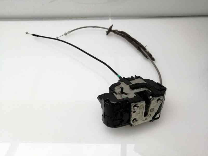 Cerradura puerta trasera derecha NISSAN QASHQAI (J10)