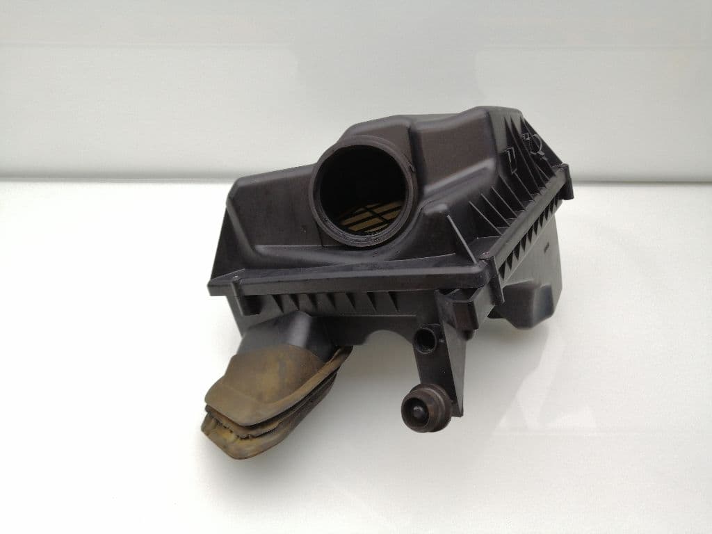Caja filtro aire CHEVROLET CRUZE HATCHBACK 3