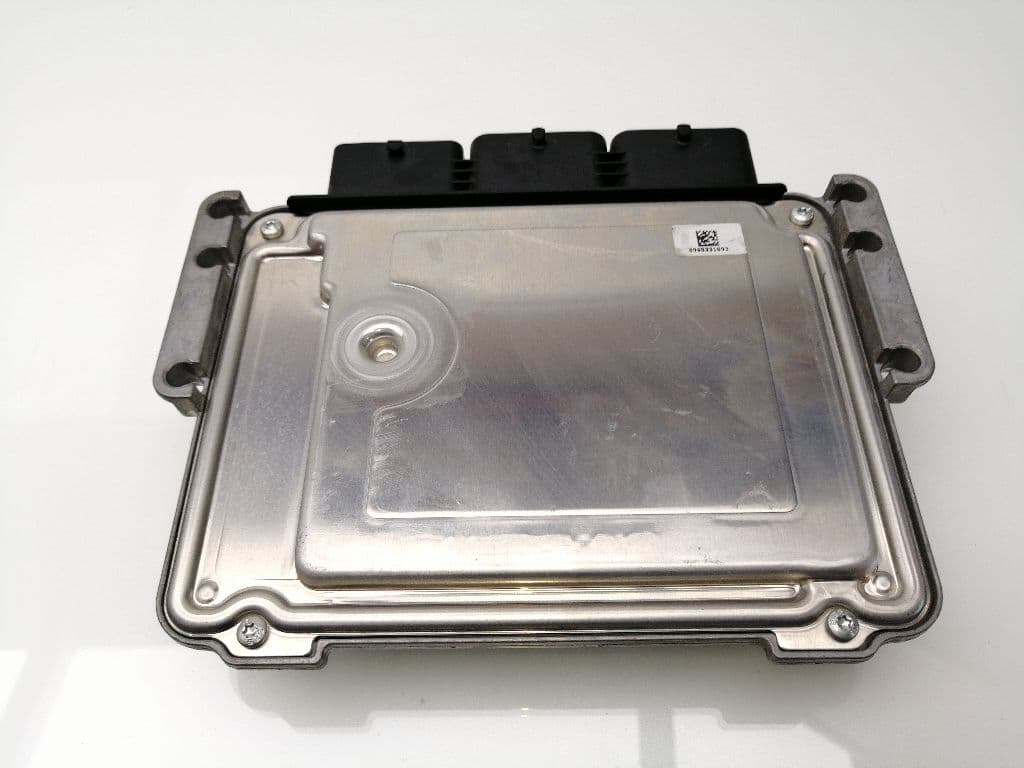 Centralita motor uce PEUGEOT 208 4