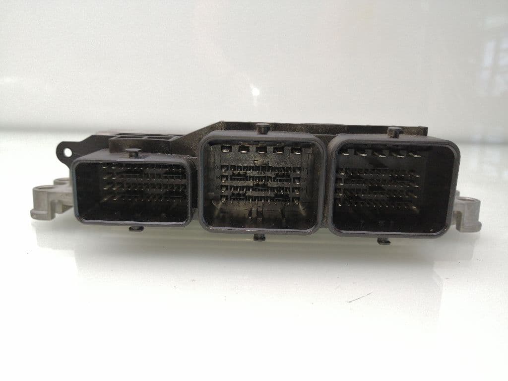 Centralita motor uce PEUGEOT 208 3