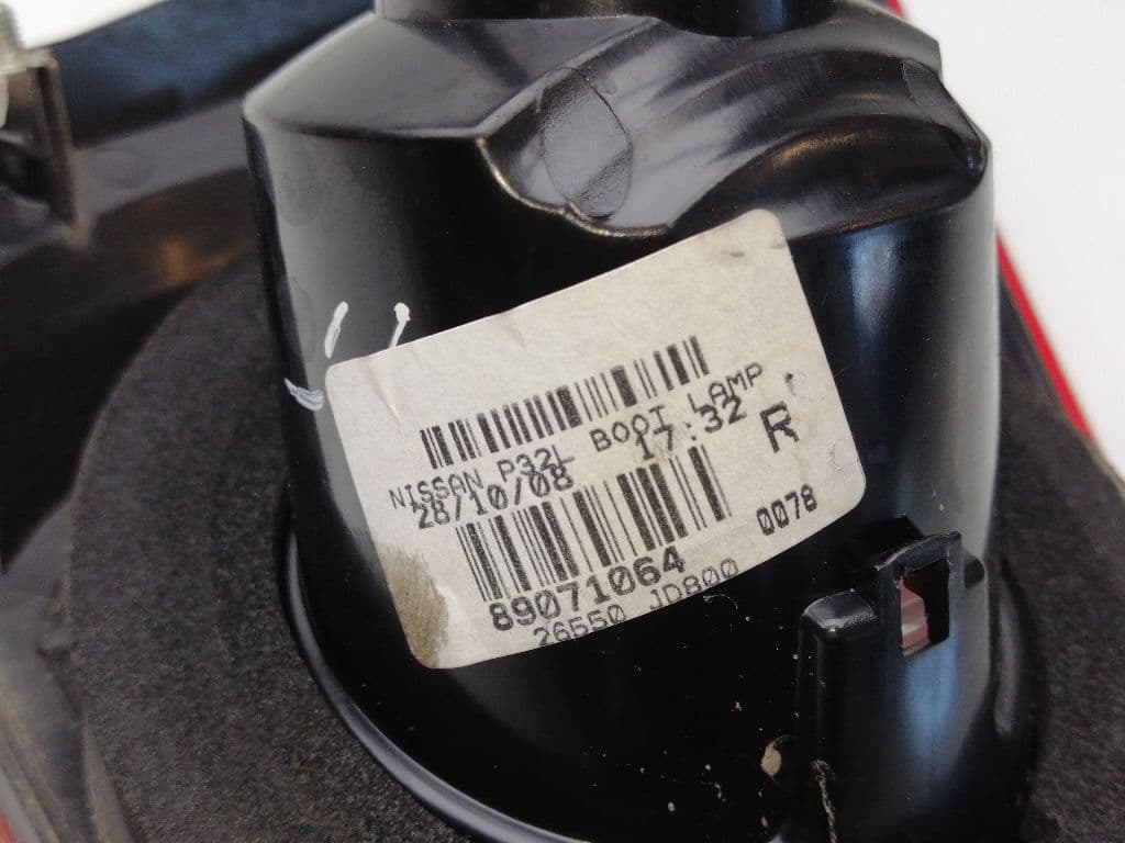 Piloto trasero derecho NISSAN QASHQAI+2 (JJ10) 4