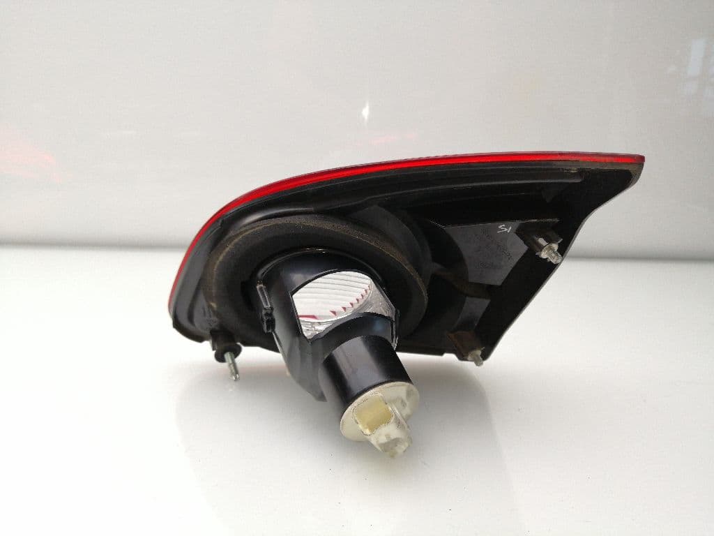 Piloto trasero izquierdo NISSAN QASHQAI+2 (JJ10) 4